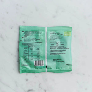 retro pacco di mandorle ricoperte di cioccolato vegano clemi's market
